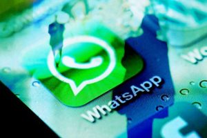 Hack WhatsApp Chat Messages 